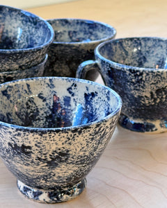 Tea Cups in Blå (Speckle)