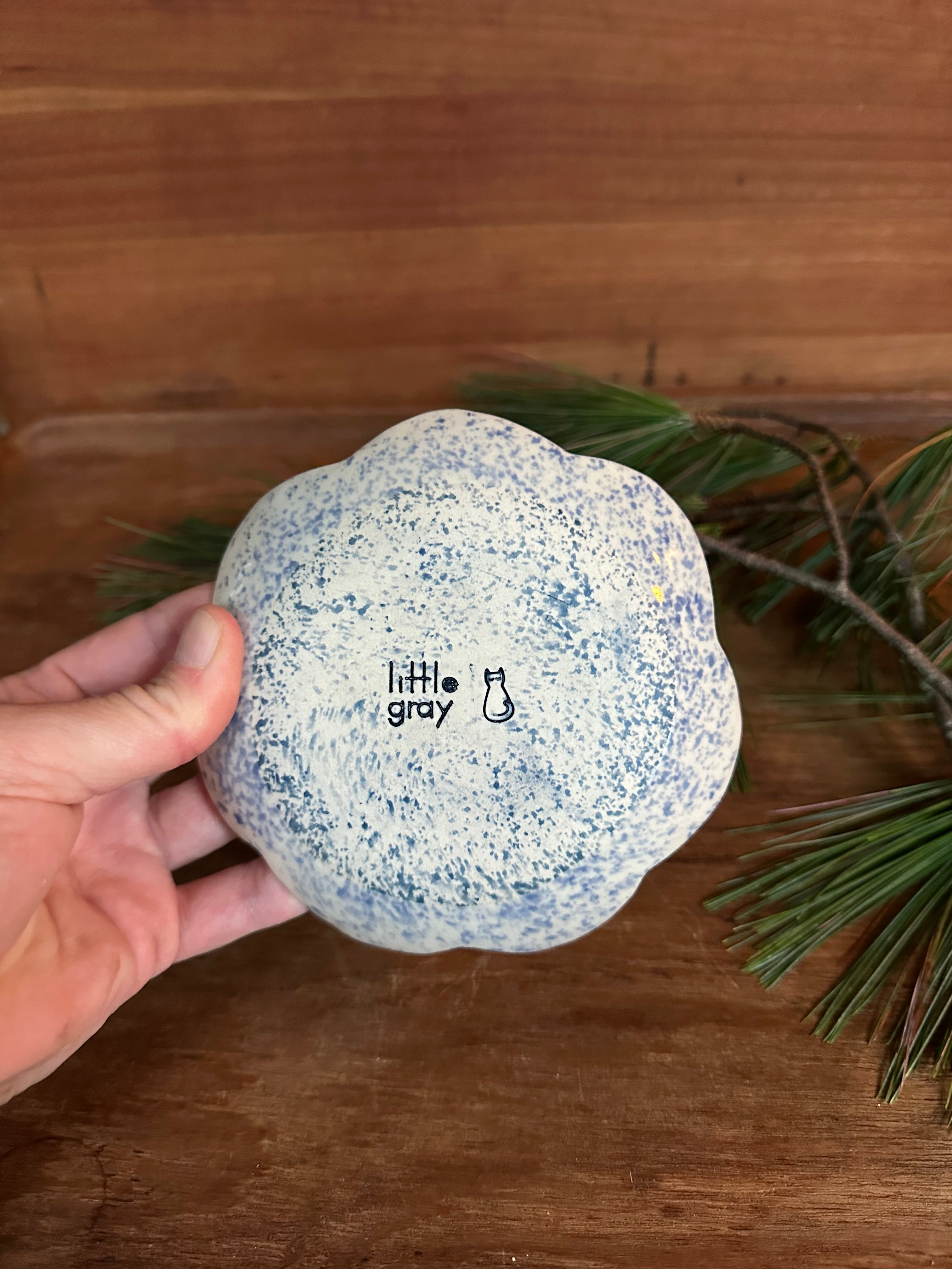 Fluted Blomma Candle Holder in Fantasier No. 2