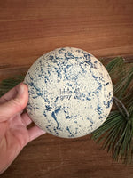 Load image into Gallery viewer, Small shallow bowl in Fantasier No. 3
