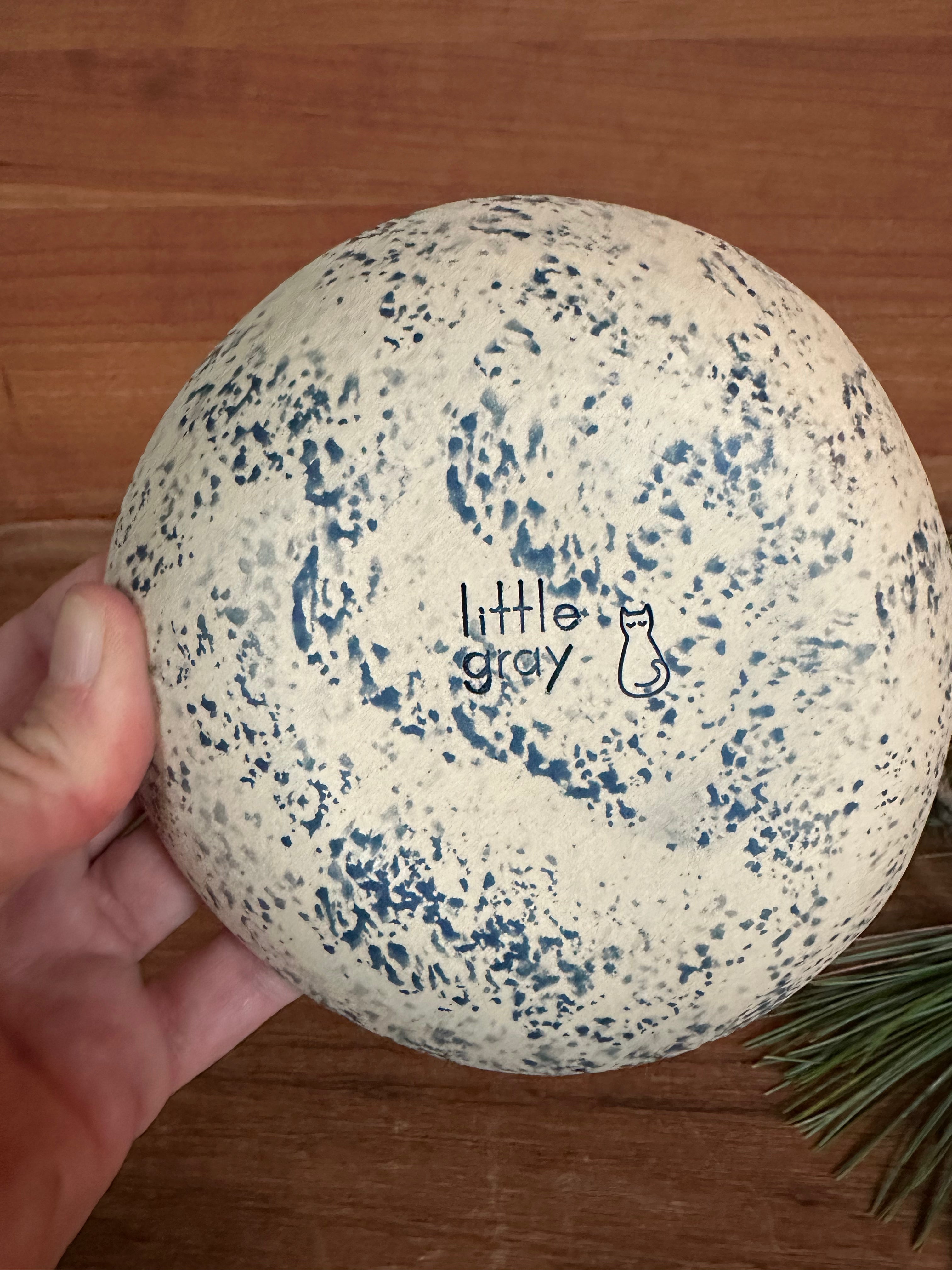 Small shallow bowl in Fantasier No. 5