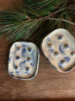 Load image into Gallery viewer, Såpa (Soap) Dish in Light Swirl
