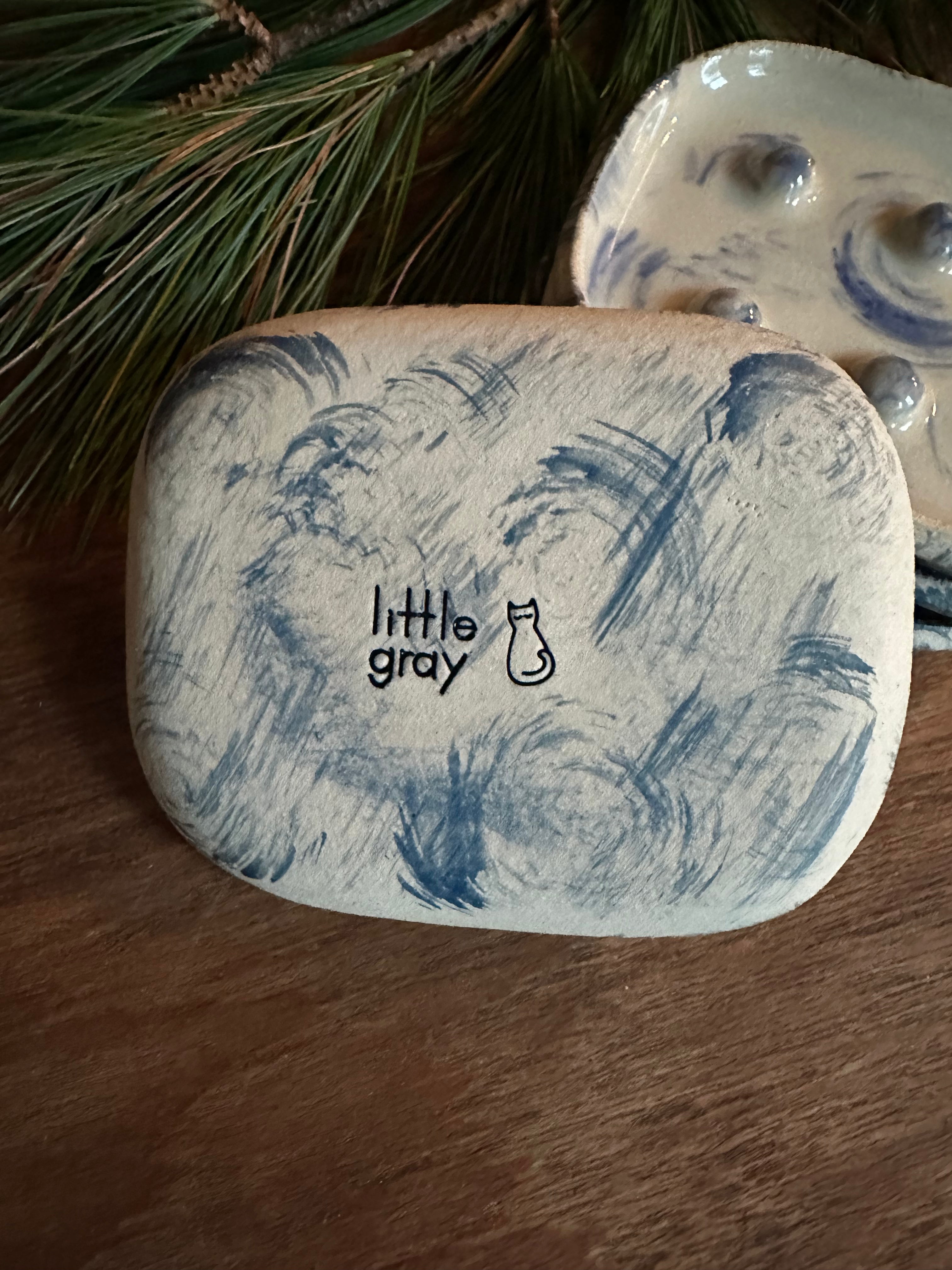 Såpa (Soap) Dish in Light Swirl